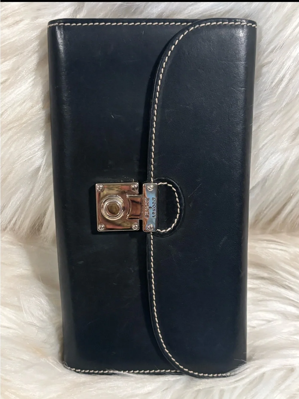 Dooney and Bourke Black Leather Wallet Preloved